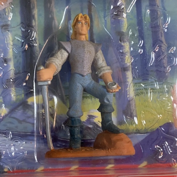 VTG Disney Pocahontas Lot of 3  John Smith Gov. Ratcliffe Chief Powhatan Figures - Picture 2 of 5